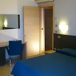Lo Scoglietto 3* San Vincenzo