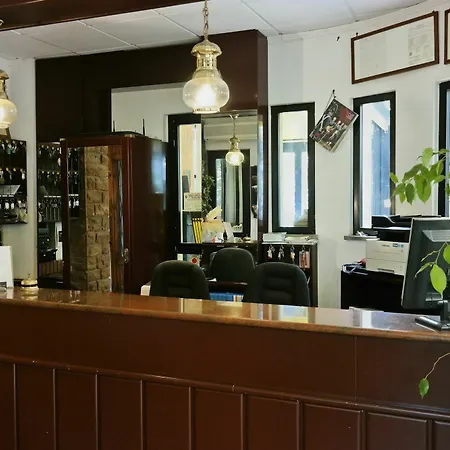 Lo Scoglietto Hotel