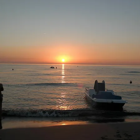 Lo Scoglietto 3* San Vincenzo