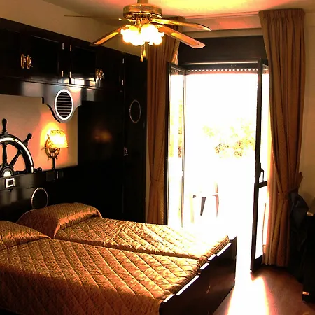 Lo Scoglietto Hotel 3*